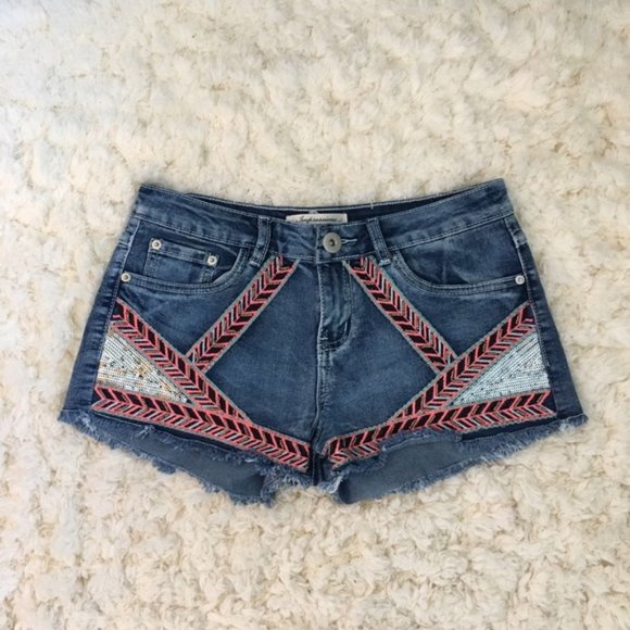 Impressions Sequin Shorts - Picture 5 of 5